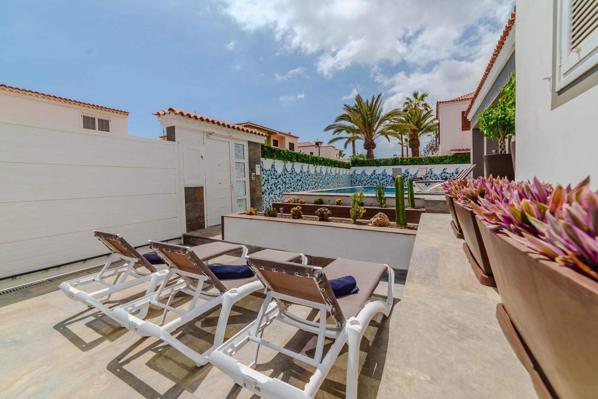 Villa De Marcos Alojamiento De Lujo Con Piscina Privada Arona  Luaran gambar